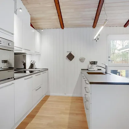 Massie - 30km From The Sea By Interhome Feriehus *